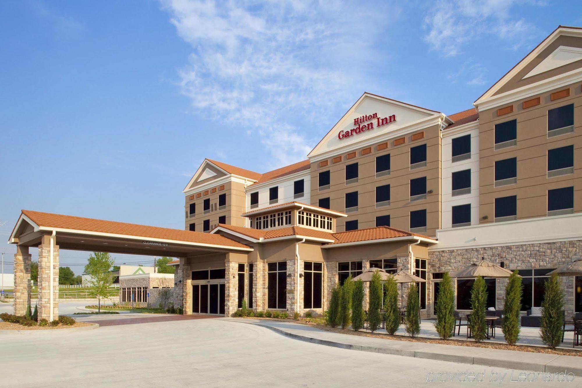Hilton Garden Inn Springfield, Mo Екстериор снимка